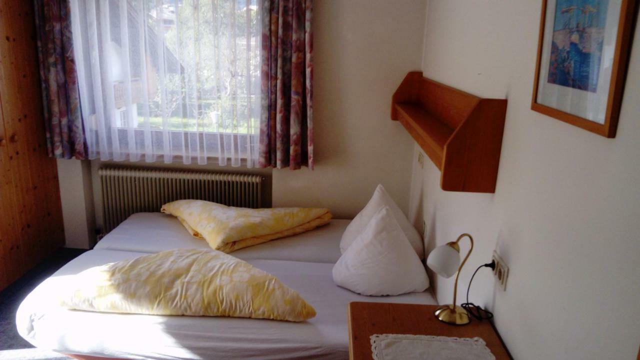 Gaestehaus Loithaler Fuegen Room photo